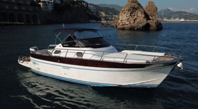 My Queen Boat